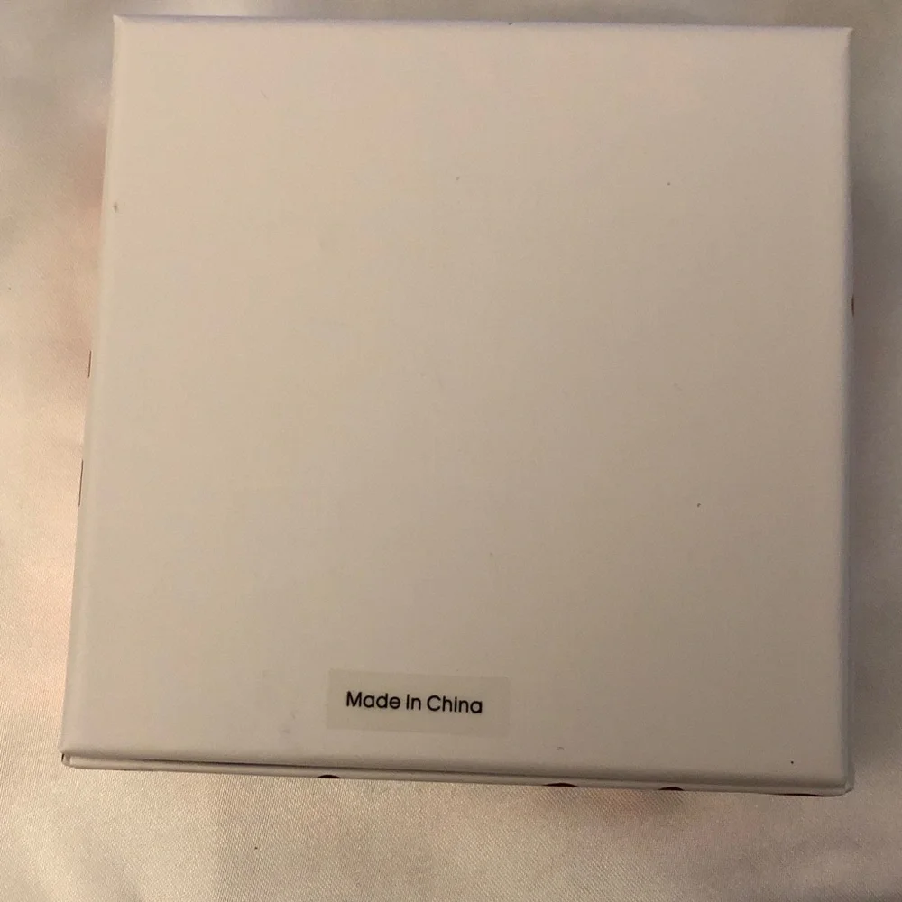 BaubleBar Berry Dip Bliss Triple Drop Strawberry Earrings Crystal Accents NIB - Picture 12 of 12